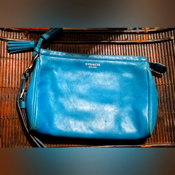 Vintage Tassel Turquoise Clutch sling wrist bag length 8.5in,width 6 in, zipper - Picture 5 of 7